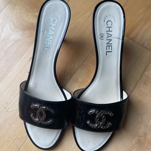 Authentic Chanel black shoes/ slide